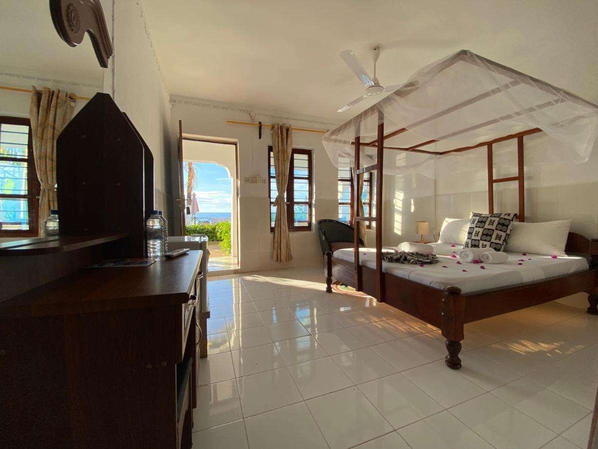 Zenobia Beach Resort Нунгві Екстер'єр фото