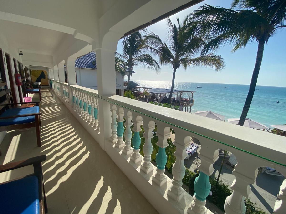 Zenobia Beach Resort Нунгві Екстер'єр фото