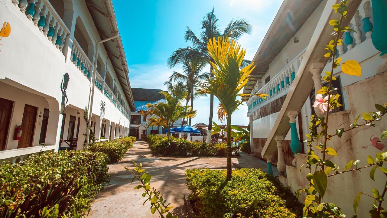 Zenobia Beach Resort Нунгві Екстер'єр фото