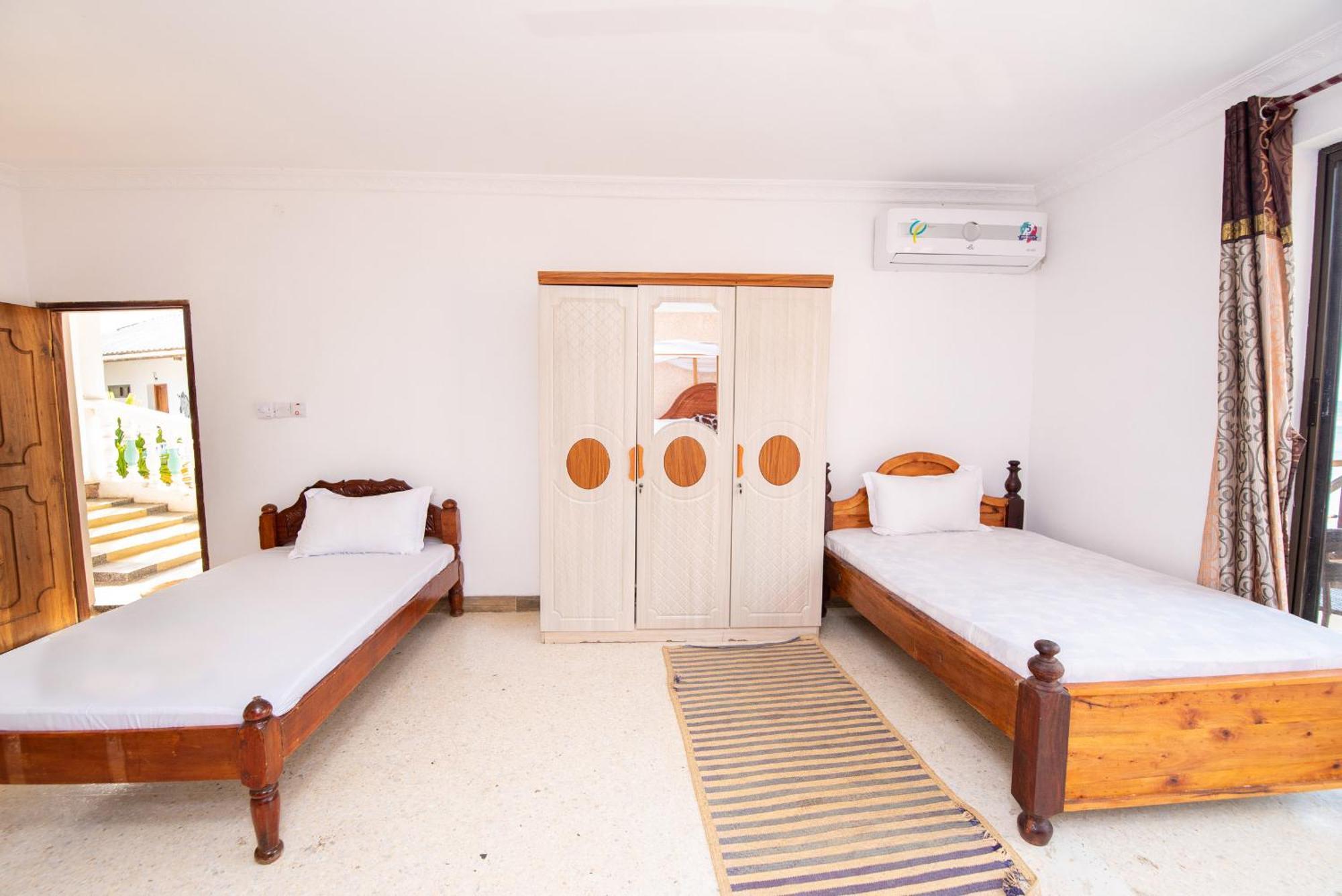 Zenobia Beach Resort Нунгві Екстер'єр фото