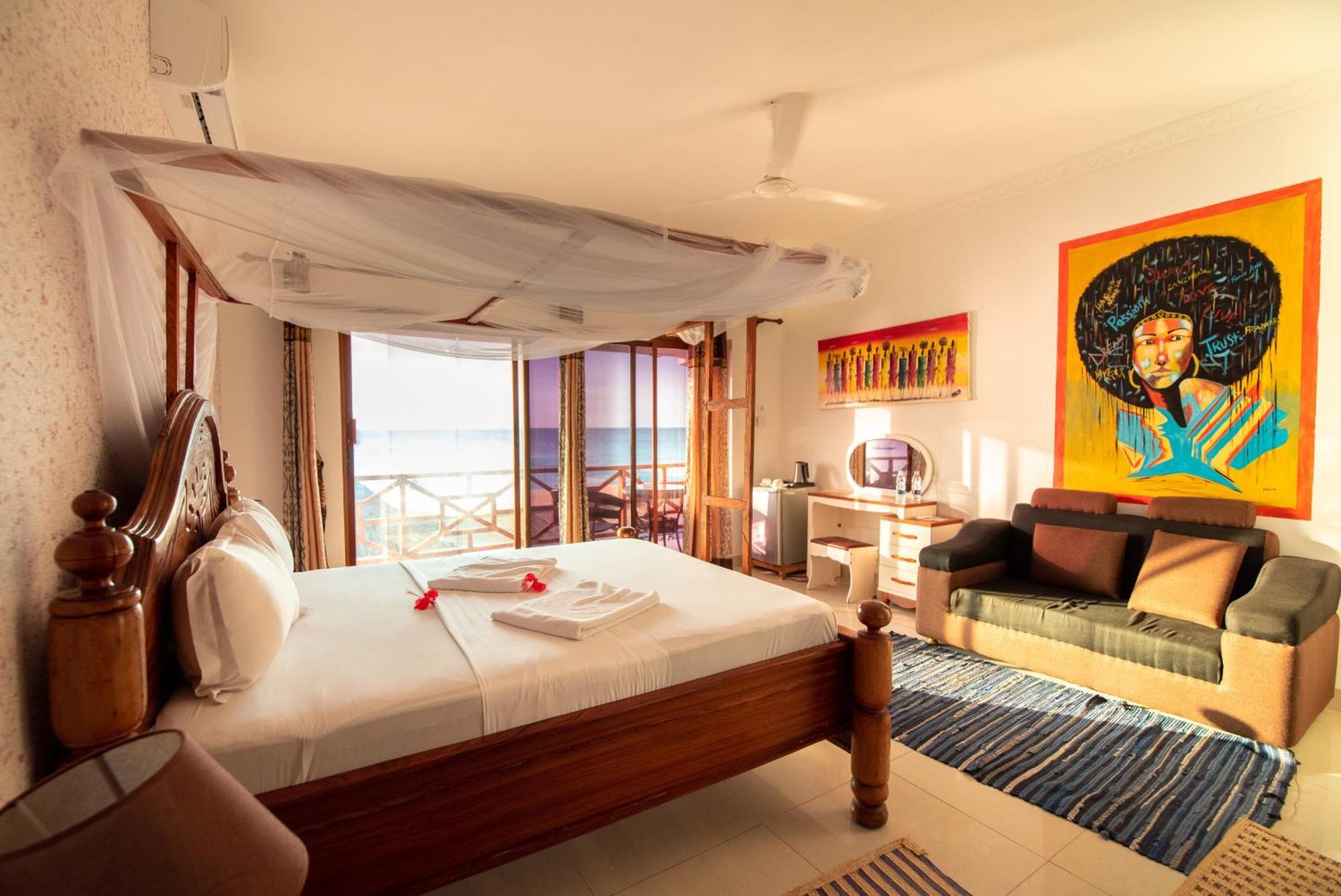 Zenobia Beach Resort Нунгві Номер фото