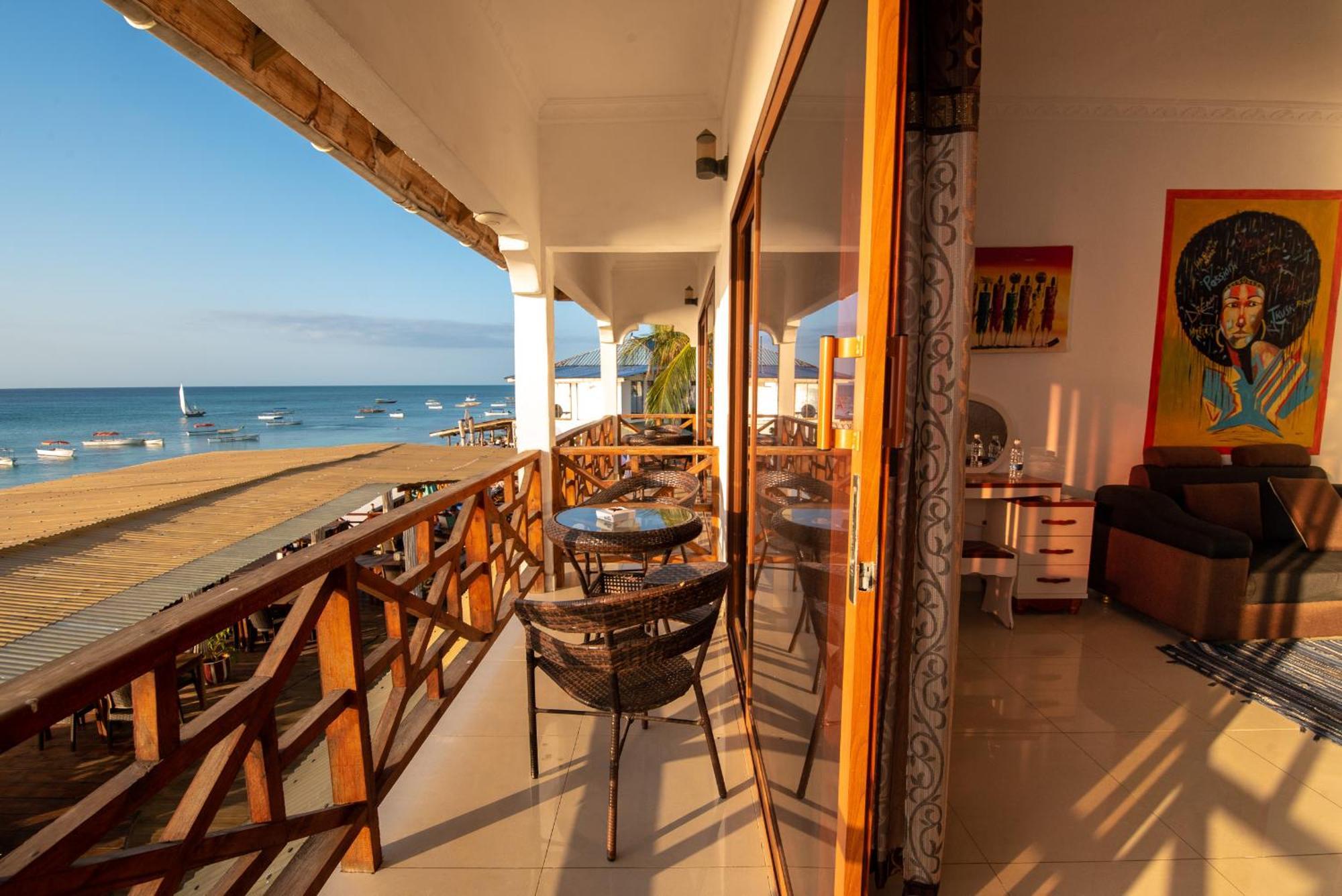Zenobia Beach Resort Нунгві Екстер'єр фото